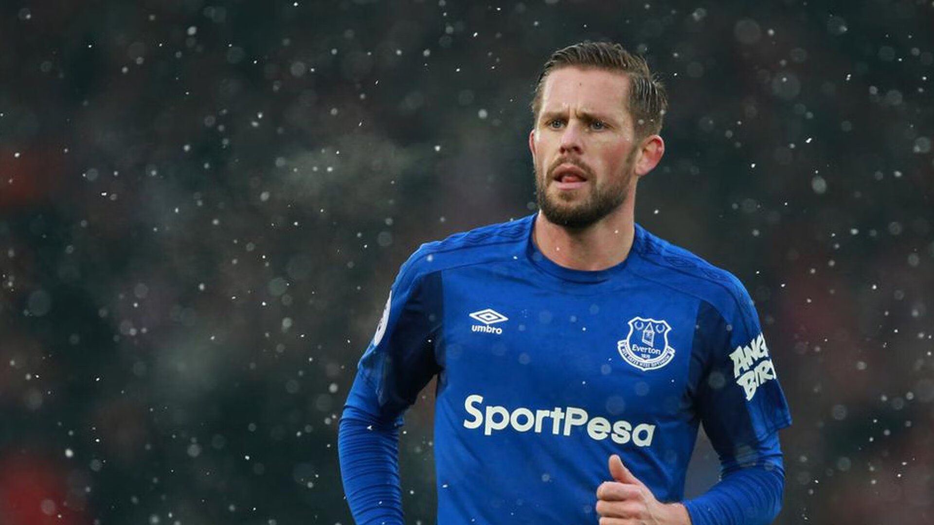 开云体育下载官网-五大联赛是否出现中后场反抢反击成功率提升趋势，五大联赛后卫