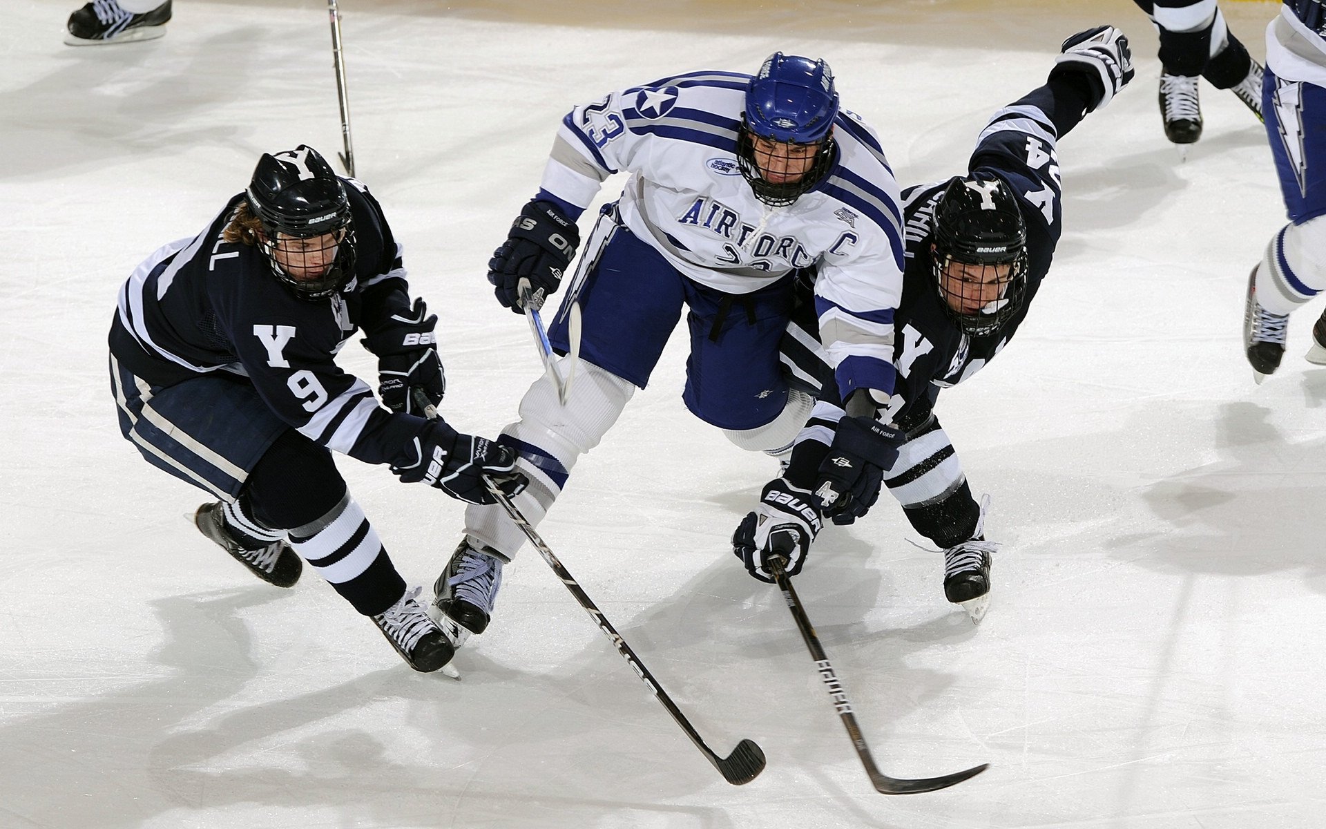 开云体育下载官网-内线策应球员是否影响节奏推进效率，内线球员是什么位置